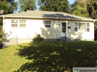 219 Meadowcrest Dr, Saint Louis, MO