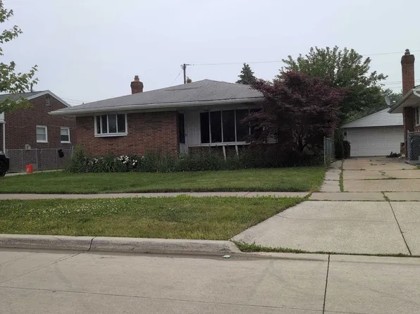 24904 Wood St, Saint Clair Shores, MI 48080