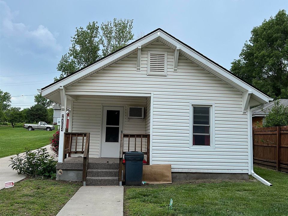 1st image of 2404 Q St