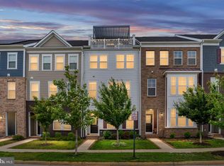 17755 Kingfisher Isle Rd, Dumfries, VA 22026
