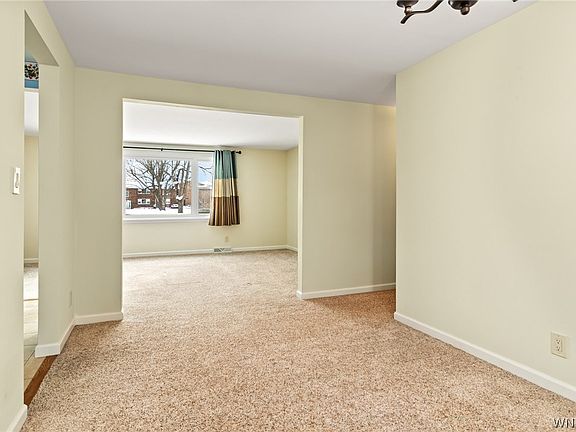 3rd image of 75A Old Lyme Dr APT 1