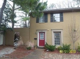 2662 Central Ter, Memphis, TN 38111
