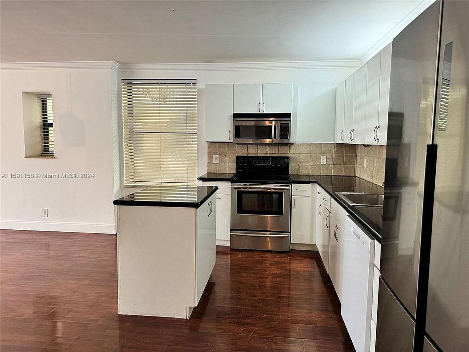 1st image of 20441 NE 30th Ave #1089