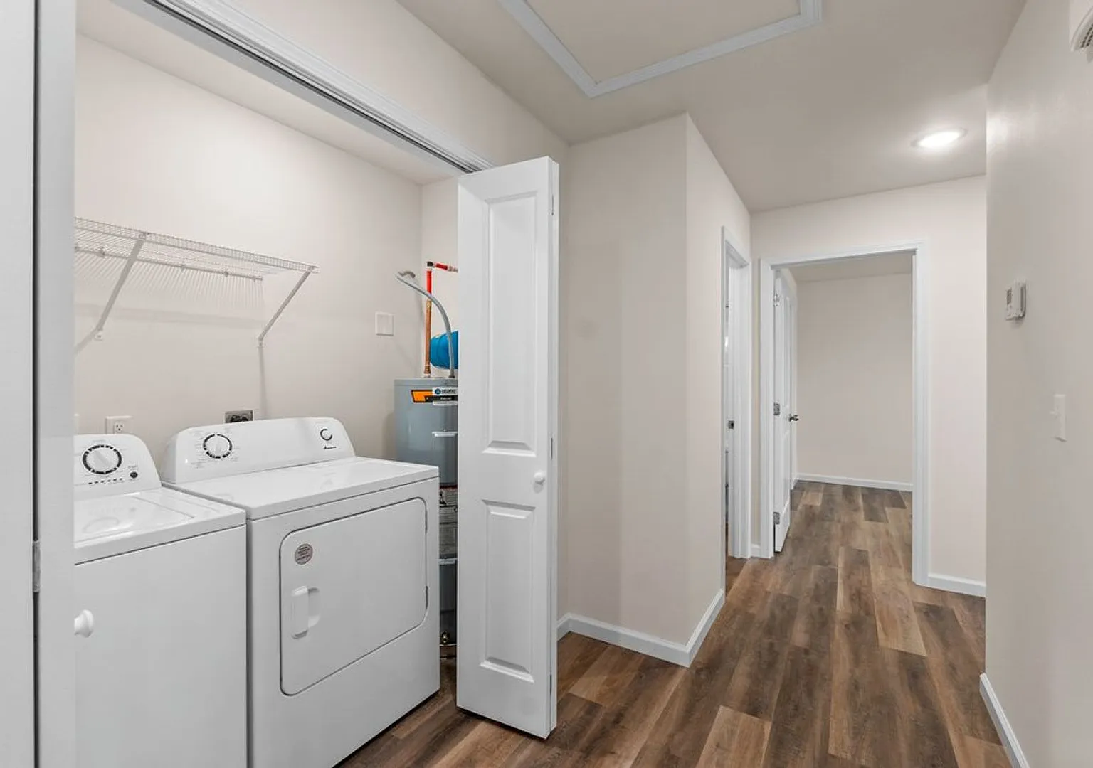 Highland Point Dr 759 — Photo 3
