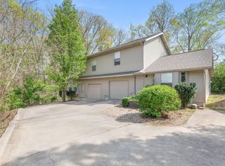 1297 Hillcrest Pl, Branson, MO 65616