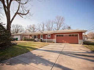 2205 S Pickwick Ave, Springfield, MO 65804