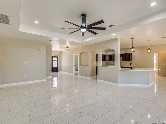 5th image of 22619 Red Sand Dr