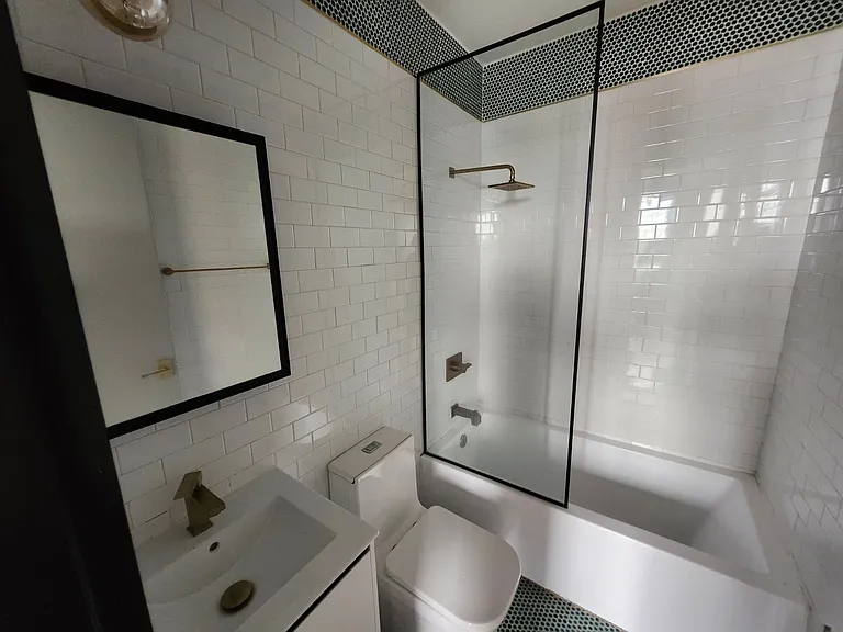 41 Van Wagenen Ave #L4 — Photo 5