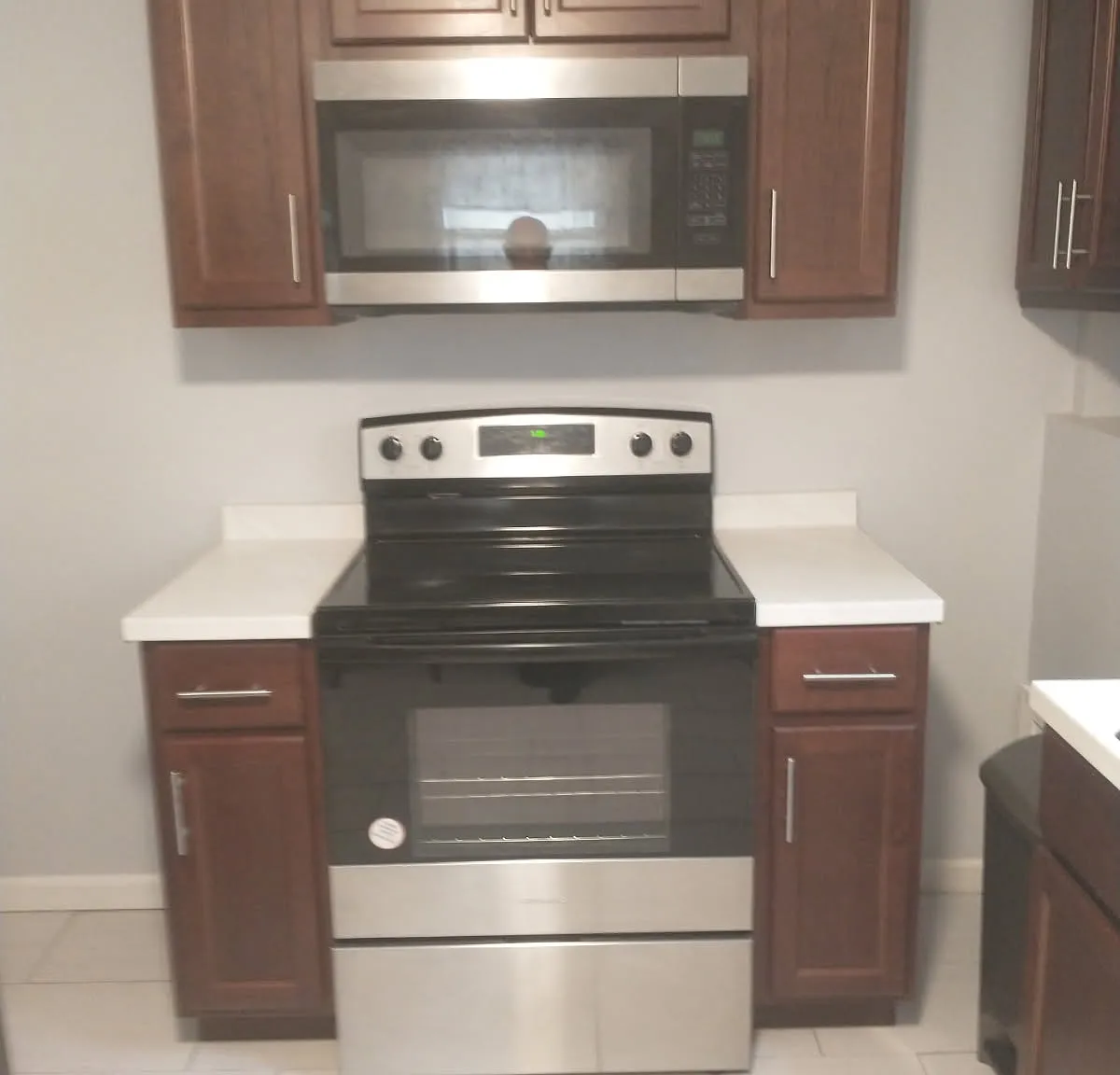 2 bed, 900 sqft, $1,600 — Photo 3