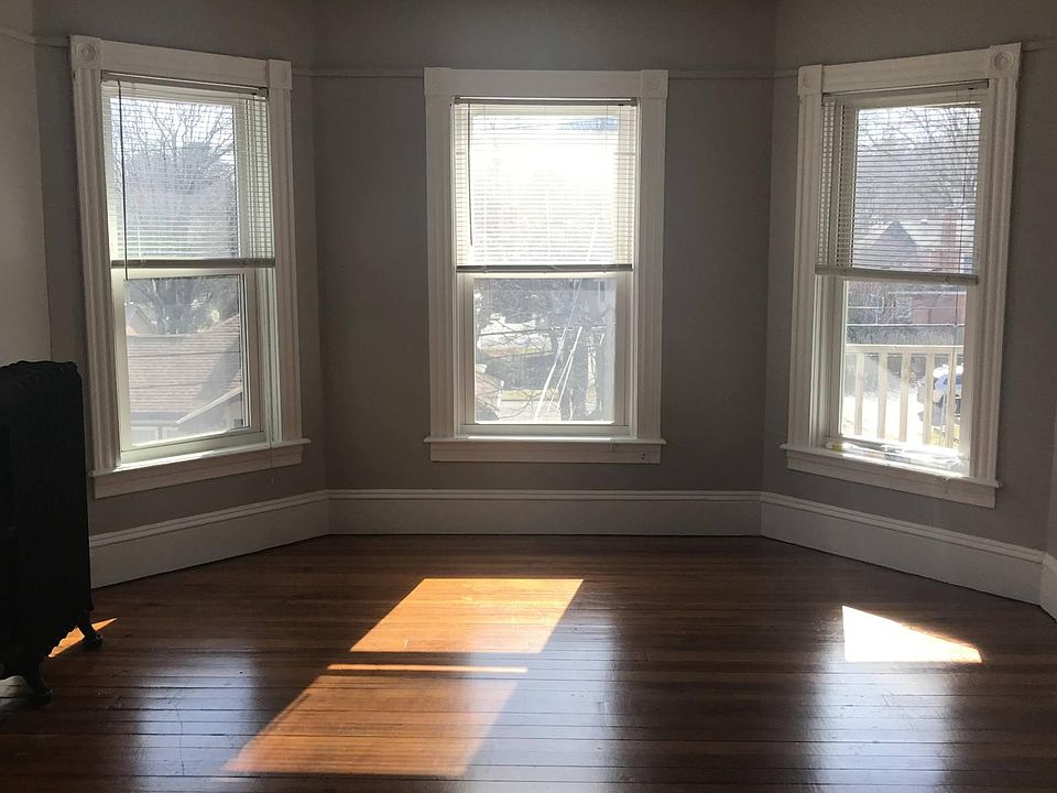 1st image of 47-49 Eddy St #3