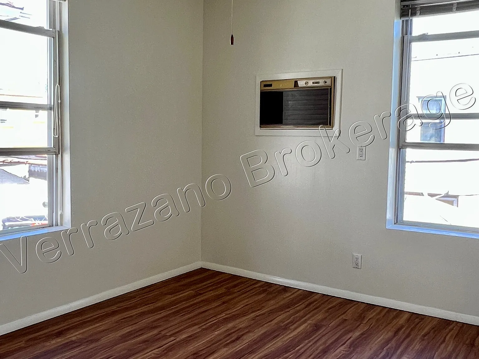 1 bed, $2,000 — Photo 4