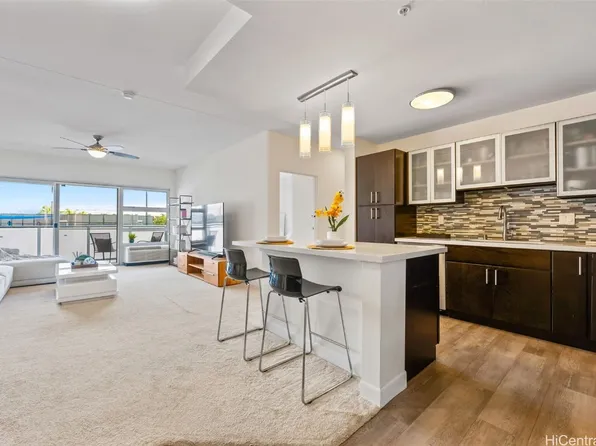 400 Keawe St APT 503, Honolulu, HI 96813