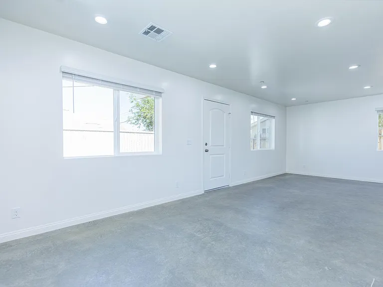 223 W Haloid Ave #B — Photo 9
