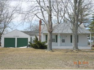 2199 N Lakeshore Rd, Carsonville, MI 48419