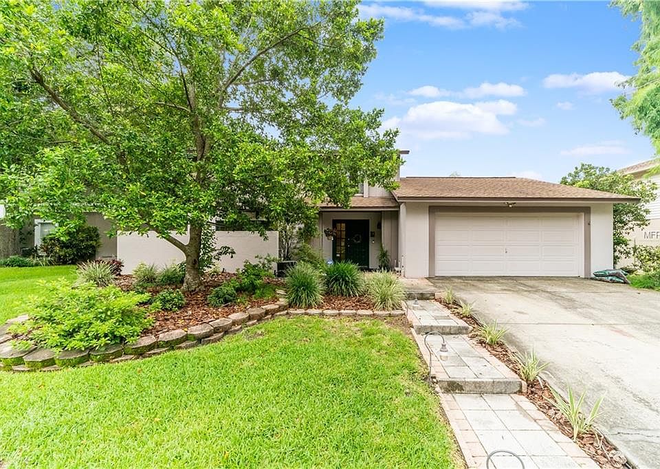 1st image of 15615 Gardenside Ln