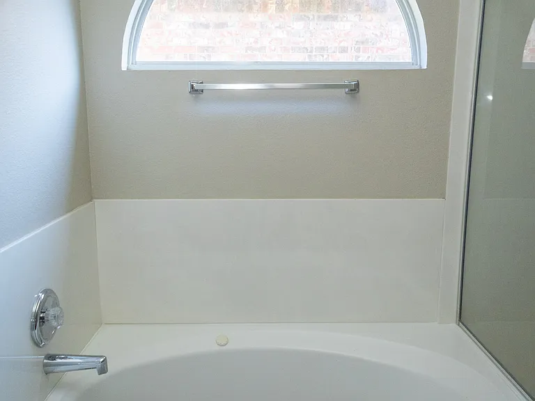 1407 Hazelwood Dr — Photo 21