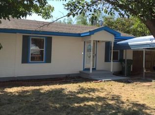 138 Concho St, Tye, TX 79563