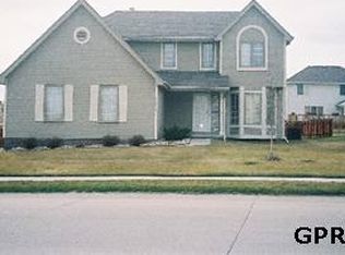 6204 N 103rd Ave, Omaha, NE 68122