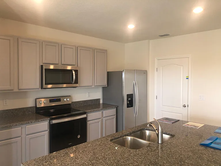 2952 Long Pond Dr — Photo 6