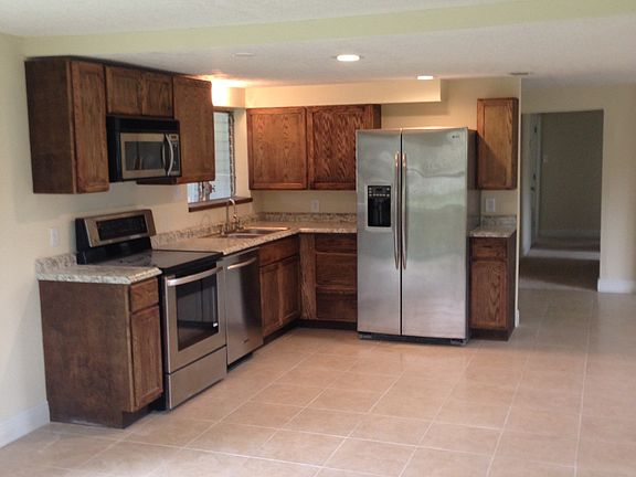 3rd image of 1180 W Georgia St