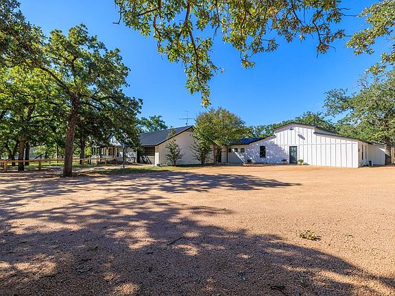 4th image of 1180 Boos Ln