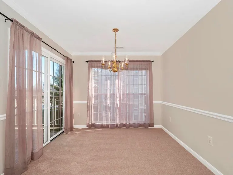 595 Cawley Dr #2C — Photo 12
