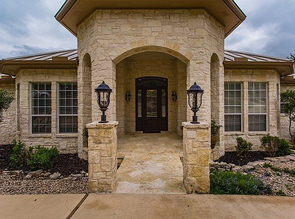 2nd image of 112 Deerwood Dr