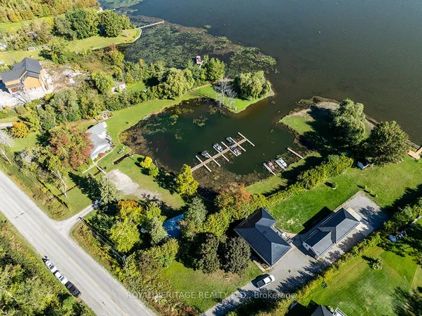 5183 Rice Lake Dr N, Hamilton, ON L1A 3V6
