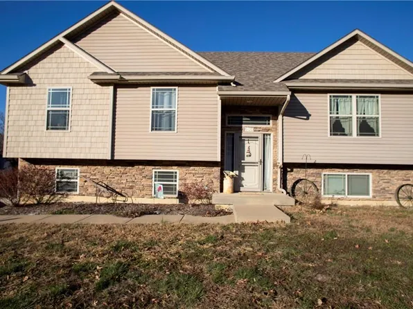 900 S Washington Ave, Knob Noster, MO 65336