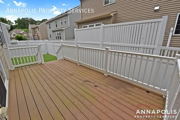 402 Saint Martins Choice Ln — Photo 36