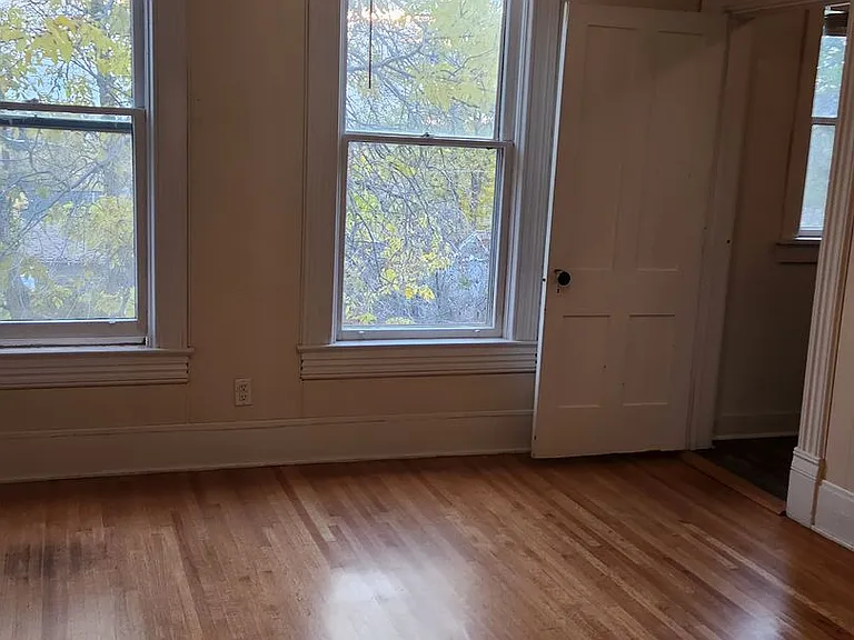 407 Madison Ave — Photo 6