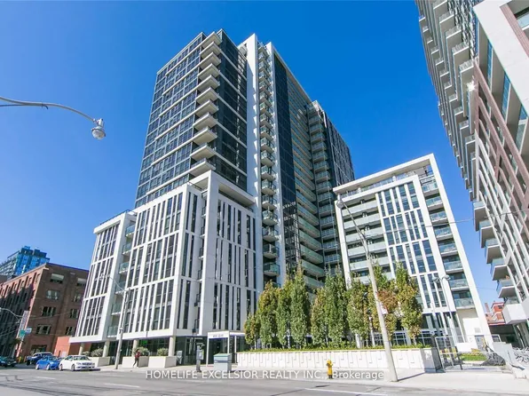 400 Adelaide St E, Toronto, ON