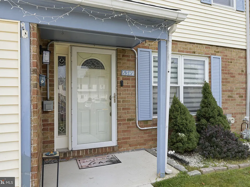 6349 John Hancock Ct