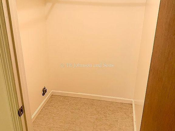 3rd image of 1608 Oak Croft Ct #1608