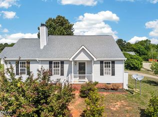217 Stargate Rd, Holly Springs, NC 27540