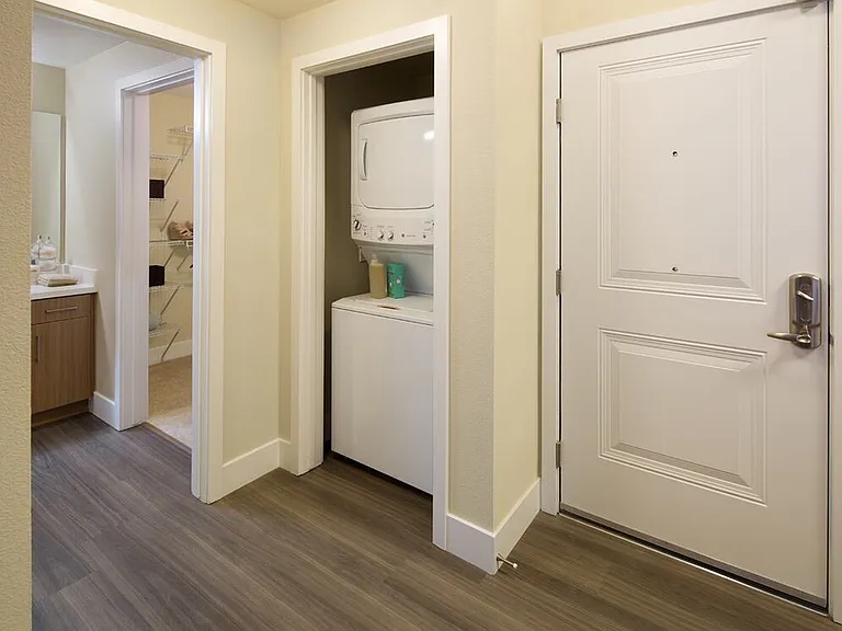 Full-size Washer and Dryer