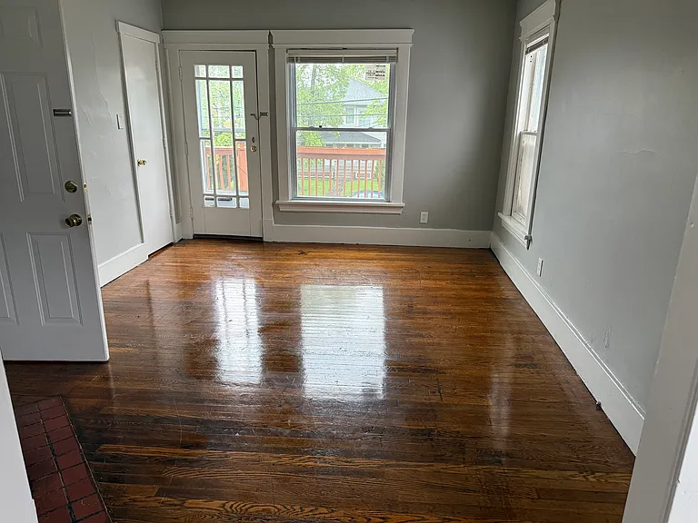 516 Washington Ave #A — Photo 16