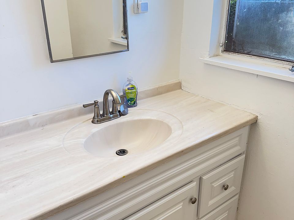 1st image of 3527 E McKinley Ave