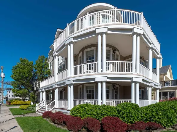108 S Cornwall Ave, Ventnor, NJ 08406