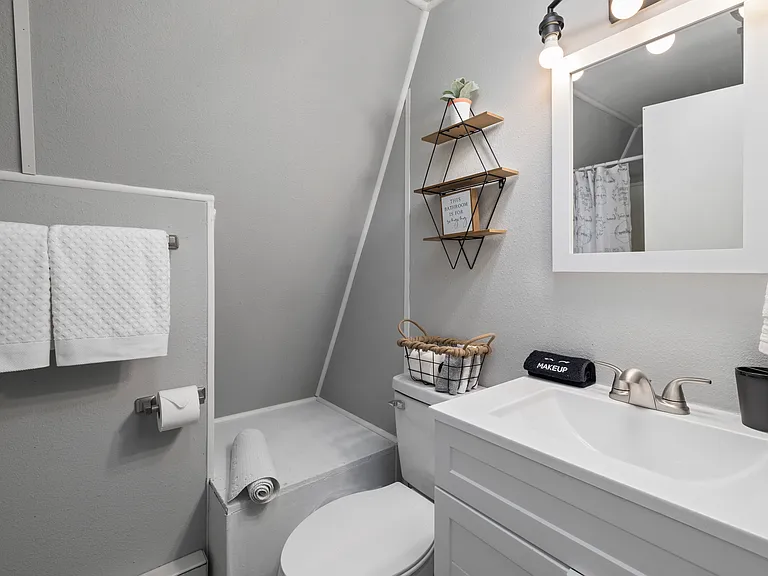 17 Bay Breeze Ln — Photo 12