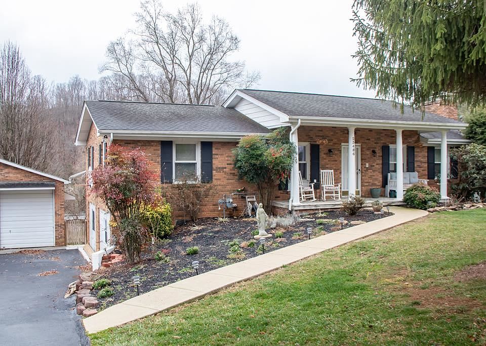 1st image of 23486 Larwood Ln