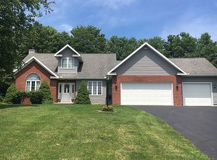 9249 Shadetree Ln, Marcy, NY 13403