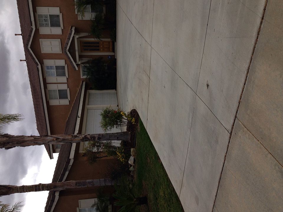 2nd image of 28550 Mission Dr