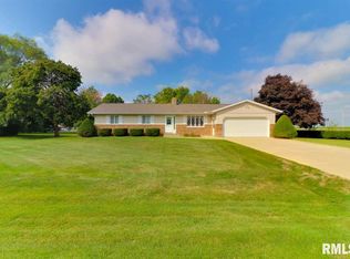 701 N Main Ave, Minier, IL 61759