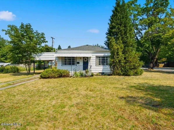 821 E Lakeside Ave, Coeur D Alene, ID 83814
