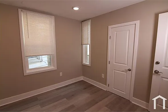 1631 Dyre St #B1 — Photo 7
