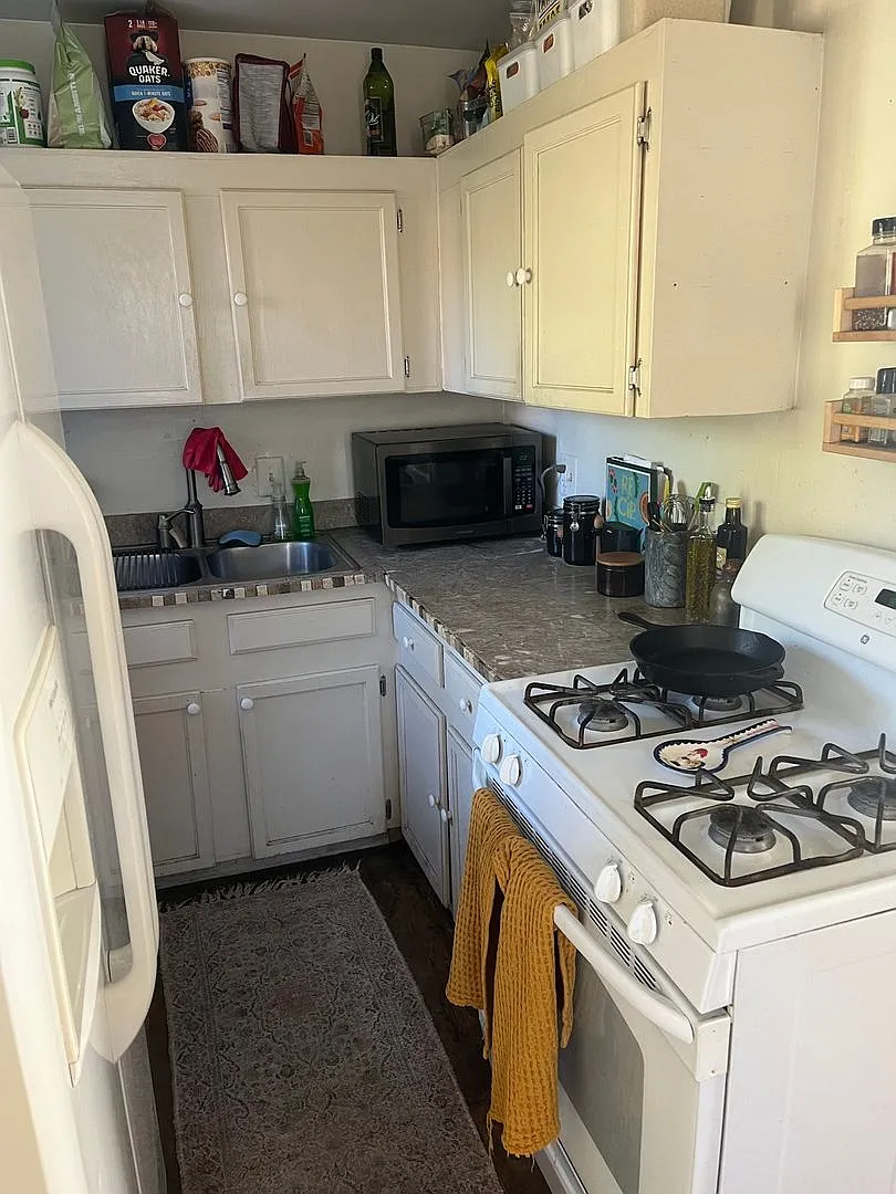 Charming 2BR House in Denver — Photo 2