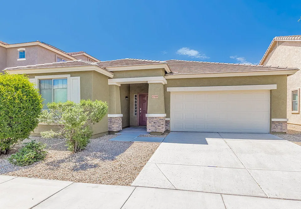 17585 W Banff Ln