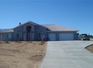 8778 Sheep Creek Rd, Phelan, CA 92371