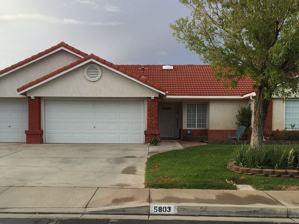 1st image of 5803 Corinthian Pl